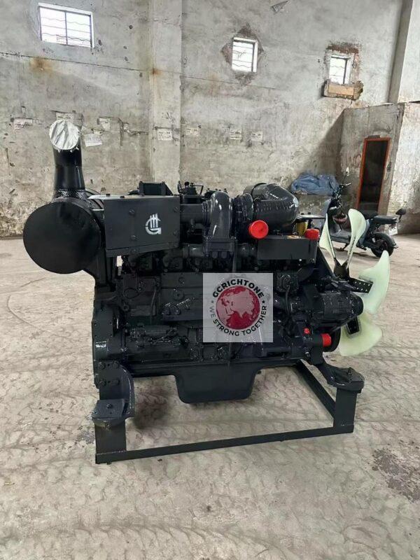 Двигатель Komatsu SAA6D125E-3 4 Двигатель Komatsu SAA6D125E-3